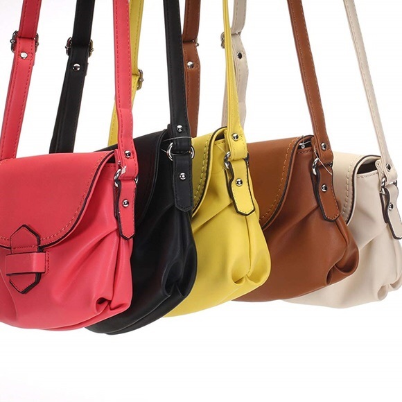 Handbags - ⭐️crossbody 2 left⚡️brown, and black.